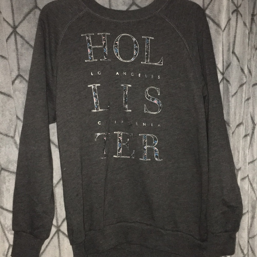 sweat shirt